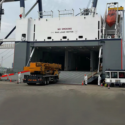 Graafmachine en vrachtwagen kraan roro scheepvaart offerte van Chinese vrachtagent